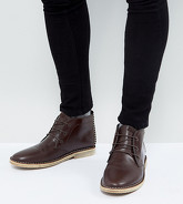 ASOS - Desert boots larges en cuir avec perforations fantaisie - Marron - Marron