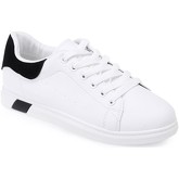 Chaussures La Modeuse Baskets blanches à détails noirs