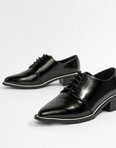 ASOS DESIGN - Mina - Chaussures plates lacées à bout pointu - Noir