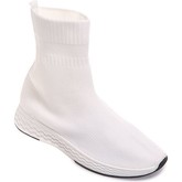 Chaussures La Modeuse Baskets chaussettes blanches