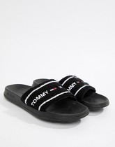 Tommy Jeans - Sandales en tissu éponge avec logo drapeau - Noir - Noir