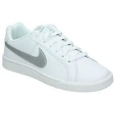 Chaussures Nike 749867-100
