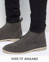 ASOS DESIGN - Desert boots en daim avec détail en cuir - Gris - Gris