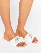 Nike - Benassi - Mules avec logo - Blanc - Noir