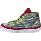 Chaussures 2 Stars sneakers vert textile rouge daim BZ544