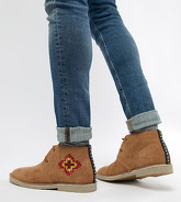 ASOS DESIGN - Desert boots en velours côtelé brodé - Fauve - Fauve