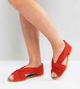 ASOS - JANEL - Chaussures d'été en daim à pointure large - Rouge